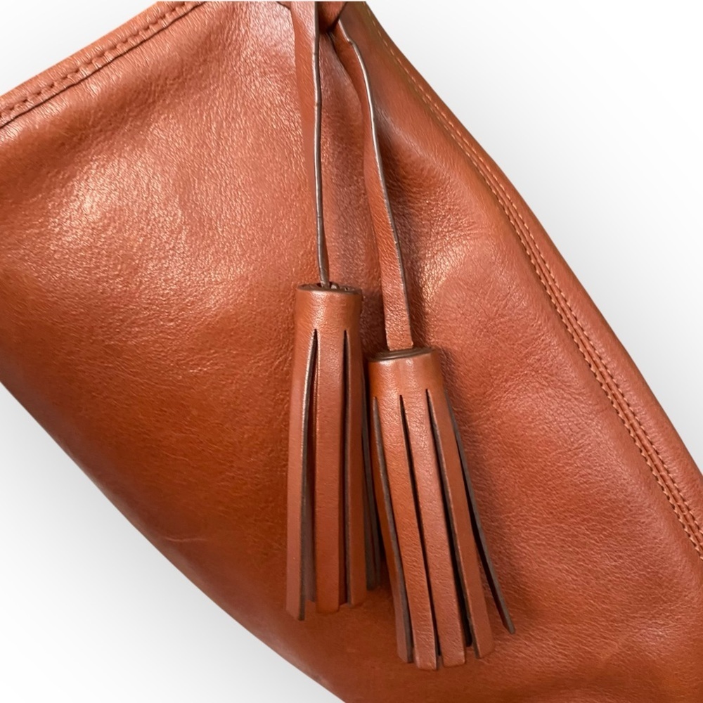 Coach Legacy Duffle - Picture 7 of 16